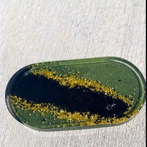 Resins Jewelry Holder, Oval Vanity Dish, Perfume and Soap Holder